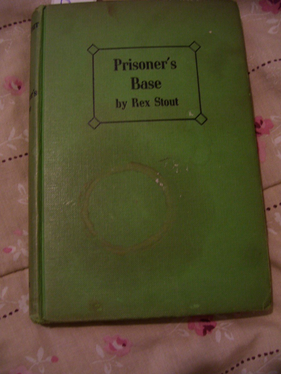 Prisoner's Base : A Nero Wolfe Mystery